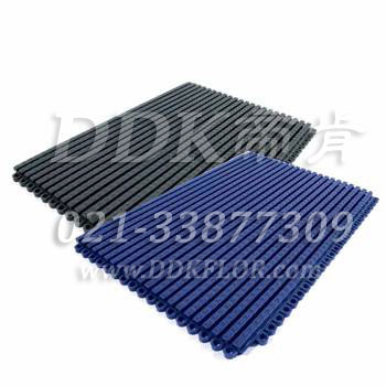灰色和藍(lán)色各一樣板圖片,帝肯(DDK)_9900_337（浴室地面防滑材料） 效果圖，工業(yè)用格柵地墊,浴室pvc格柵地板,柵格地墊,排水地墊,pvc防水地墊,塑膠透水地板,衛(wèi)生間地板隔水墊,衛(wèi)生間地墊,衛(wèi)浴防滑墊,衛(wèi)生間防水地墊,衛(wèi)生間防滑地墊,衛(wèi)生間防滑墊,衛(wèi)生間地膠,漏水地墊,漏水地膠,排水防滑墊,排水地板,疏水墊,疏水板,疏水磚,疏水防滑地墊,疏水防滑墊,耐油耐水地墊,漏水防滑墊,疏水地墊,疏水地毯,疏水地席,浴室防滑疏水磚,透水地墊,透水地板膠墊,透水防滑塑膠地墊,防水地墊,防水地毯,防水地膠墊,防水墊,防水防滑墊,防滑隔水墊,隔水地墊,隔水地板,隔水材料,泄水型地板磚,PVC拼接地墊,塑料拼接地板,拼接式防滑墊,拼接式地墊,拼裝地墊,拼裝地膠,防滑拼墊,泳池地膠,泳池防滑地墊,泳池防滑地毯,洗手間地墊,洗手間防滑地毯,洗手間防滑墊,洗浴防滑墊,洗澡間防滑墊,游泳池地墊,游泳池防滑地膠,游泳池防滑墊,游泳館防滑墊,浴池防滑地墊,浴池防滑墊,浴室防滑地墊,浴室防滑地磚,浴室防滑地膠,浴室防滑墊,浴室地墊,浴室地板,浴室地板磚,浴室地毯,浴室地磚,浴室墊,淋浴房防滑墊