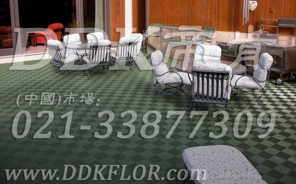 綠色_戶外花園休閑區(qū)地面鋪設材料樣板圖片,帝肯(DDK)_8100_T550（室外花園地面材料）效果圖，戶外地磚,戶外地板,戶外花園地磚,pvc戶外地板,塑料戶外地板,幼兒園戶外地墊,幼兒園戶外地板,戶外地墊,戶外地毯,戶外地膠,戶外塑料地板,戶外塑膠地毯,戶外花園地板,戶外草坪地墊,戶外防滑墊,花園戶外地板,陽臺戶外地板,入戶花園地板,入戶花園地面,室外花園地磚,花園地板磚,露臺花園裝修,室外地板膠,室外地磚,室外地膠,室外塑料地板,室外塑膠地板,室外鏤空拼裝地板,室外防水地板,室外防滑地墊,室外生態(tài)地板,室外環(huán)保地板,室外防腐地板,室外陽臺地板,室外陽臺磚,室外露臺地磚,室外露臺裝修,幼兒園室外地膠