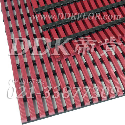 紅色通底型防滑防疲勞毯（6）樣板圖片,帝肯(DDK)_1900（Comfort|康福特）效果圖，pvc防水地墊,pvc防滑卷材,z字型疏水墊,室外防水地板,塑膠透水地板,排水地墊,排水地板,排水防滑墊,泄水型地板磚,漏水地墊,漏水地膠,漏水橡膠墊,漏水防滑墊,疏水板,疏水墊,疏水型抗疲勞地墊,疏水地墊,疏水地席,疏水地毯,疏水防滑墊,疏水防滑地墊,疏水磚,耐油耐水地墊,透水地墊,透水地板膠墊,防水地墊,防水地毯,防水地膠墊,防水墊,防水防滑墊,防滑隔水墊,隔水地墊,隔水地板,隔水材料,工業(yè)耐油地墊,耐油地墊,耐油工業(yè)橡膠墊,耐油橡膠地墊,耐油膠墊,耐油橡膠墊,耐油防滑地墊,耐油防滑墊,重型防滑耐油墊,防油地墊,防油防滑墊,塑料防滑網(wǎng)格墊,塑料網(wǎng)格扳,塑料網(wǎng)格防滑地墊,工業(yè)用格柵地墊,柵格地墊,網(wǎng)格地墊,網(wǎng)格塑料地板墊,網(wǎng)格塑料墊,網(wǎng)格防滑墊,網(wǎng)格地板,防滑塑料網(wǎng)格,網(wǎng)孔地墊,網(wǎng)眼防滑,網(wǎng)狀防滑墊,網(wǎng)狀地毯