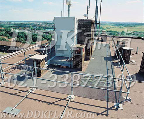 灰綠色_工業(yè)地面防水防滑毯（2）樣板圖片,帝肯(DDK)_1900_9979（工業(yè)地面鋪地材料）效果圖，工業(yè)地墊,工業(yè)地板膠,工業(yè)地板革,工業(yè)地毯,工業(yè)地膠,工業(yè)塑料地毯,工業(yè)塑膠地板,工業(yè)抗疲勞地墊,工業(yè)抗疲勞防滑墊,工業(yè)橡膠地板,工業(yè)用格柵地墊,工業(yè)耐油地墊,工業(yè)走道地墊,工業(yè)防滑地墊,工業(yè)防滑地毯,工業(yè)防滑墊,工廠地墊,工廠地板膠,工廠地毯,工廠地膠,工廠塑膠地板,工廠用橡膠地墊,工廠走道地墊,工廠用塑料地板,工廠車間地板革,工廠車間地膠,工廠防滑地墊,工廠防滑墊,帶孔防滑墊,多孔防滑地墊,多孔橡膠墊,耐油工業(yè)橡膠墊,車間地墊,車間防滑地墊,車間防滑墊,車間地面膠皮,車間地膠墊,車間地毯,車間塑料防滑墊,車間塑膠地板,抗疲勞地毯,抗疲勞墊,抗疲勞腳墊,疏水型抗疲勞地墊,經(jīng)濟(jì)型抗疲勞地墊,防疲勞墊,防疲勞地膠,防疲勞地毯,防疲勞地墊,防疲勞腳墊,廠房防滑地膠,廠房地板材料,廠房地膠,廠房地毯,z字型疏水墊,疏水防滑墊,漏水橡膠墊,漏水地膠,漏水防滑墊,耐油耐水地墊,茶水間防滑地墊,防水地毯,透水地墊,透水地板膠墊,隔水材料,疏水地毯,疏水地席