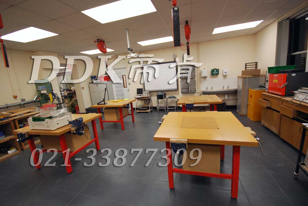 顏色灰_學校及辦公室車間新型室內地板磚鋪貼樣板圖片,帝肯(DDK)_2000_8850(辦公室地板裝修材料)效果圖 顏色灰_學校及辦公室車間新型室內地板磚鋪貼樣板圖片,帝肯(DDK)_2000_8850(辦公室地板裝修材料)效果圖,辦公室pvc地板,辦公室地板,辦公室地板磚,辦公室地板膠,辦公室地膠,辦公室塑膠地板,辦公室片材地板,室內地板,室內地膠,室外地坪