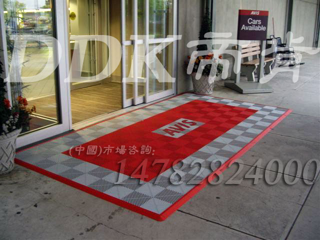 可廣泛適用于各種店面門口，專業(yè)防滑防水耐壓，易拼接易清洗多用途門口地墊，門口防滑地墊樣板圖片，帝肯(DDK)8100_900 效果圖，pvc塑料地毯,出入口地墊,塑料防滑墊,門口防滑墊,門口防滑地膠,門口地毯,門口地墊,門廳除塵地墊,門廳腳墊,門廳地毯,門廳地墊,門口防塵地墊,門口腳墊,門口腳踏墊,門口地面除塵刷,門口除塵地墊,門墊,門墊地墊,門墊地毯