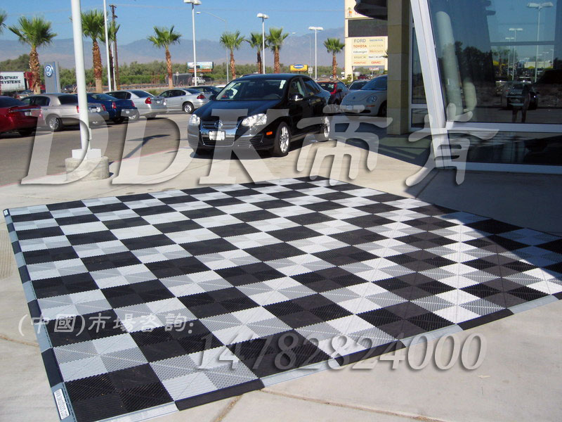 水泥地防滑疏水專業(yè)地墊，適用于各類門店外部，水泥地表面等樣板圖片，帝肯(DDK)_8100_900（大門入口防滑墊）效果圖，入口防滑墊,入口防水地墊,地面防滑墊,防滑門墊,室外防滑地墊