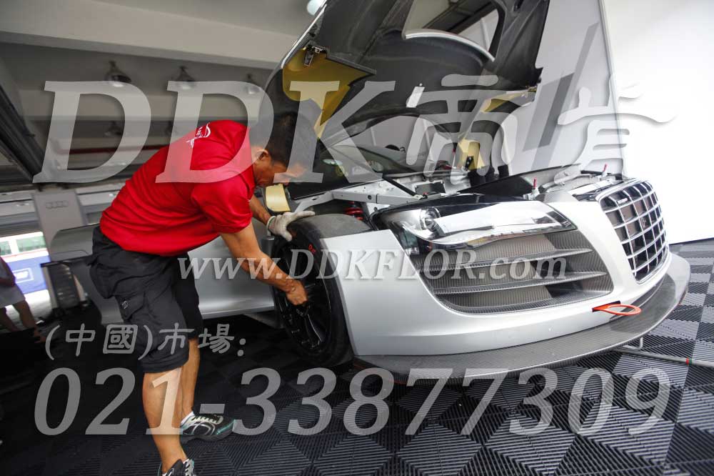 12F1珠海站汽車維護(hù)區(qū)專用黑色抗壓地板樣板圖片,帝肯(DDK)_8100_6008（賽車P房帳篷地板）效果圖，帳篷地膠