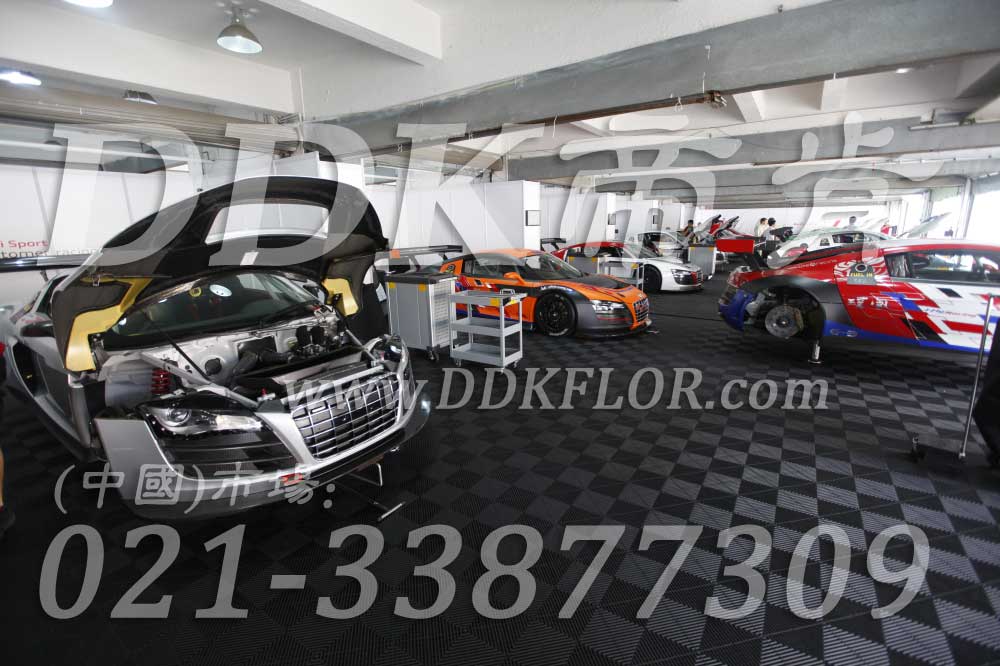 8-F1珠海站汽車維護(hù)區(qū)專用黑色抗壓地板樣板圖片,帝肯(DDK)_8100_6008（賽車P房帳篷地板）效果圖，帳篷地膠