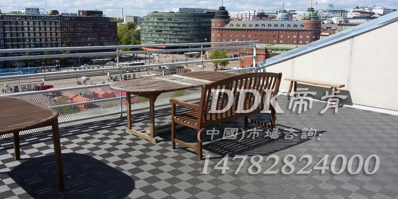 露臺(tái)鋪磚效果圖