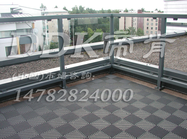 021951281424室外露臺(tái)地面鋪什么好？露臺(tái)鋪磚,露臺(tái)地磚