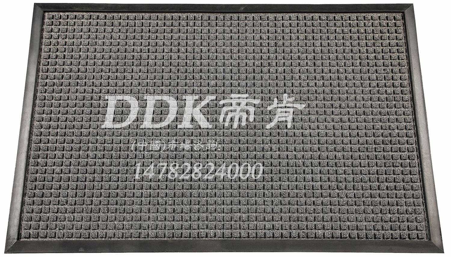 小方格防滑防塵地毯灰色DDK-ST5200,吸水門墊,大門腳墊,橡膠門墊,腳墊門墊,自動門地墊,進(jìn)門地墊,進(jìn)門腳墊,門前地墊,門前墊,門前毯,門前腳墊,門廳地墊,門廳地毯,門廳腳墊,門廳除塵地墊,門口地墊,門口地毯,門口地面除塵刷,門口腳墊,門墊,門口除塵地墊,門口防滑墊,門口防滑地膠,門口防滑地墊,門口防塵地毯,門口防塵地墊,門口腳踏墊,門墊地墊,門墊地毯,防塵門墊,防滑門墊,除塵門墊,除雪門墊,PVC地毯,吸水地毯,吸水地墊,吸塵地毯,吸水吸塵地墊,走廊防滑墊,走道地毯,走道地墊,走道墊,迎賓地墊,迎賓地毯,防塵防滑地墊,防塵墊,防塵地毯,防塵地墊,防噪音地墊,防噪聲地毯,門口防塵墊,防滑毯,防污地毯