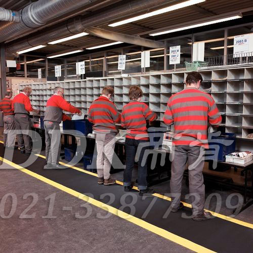 帝肯(DDK)_F100（SOF|索法）安全防滑墊,安全橡膠地墊,安全墊,安全地膠,安全地毯,安全地墊,地面防滑墊,流水線防滑墊,流水線地墊,走廊防滑墊,走廊地毯,過(guò)道防滑墊,